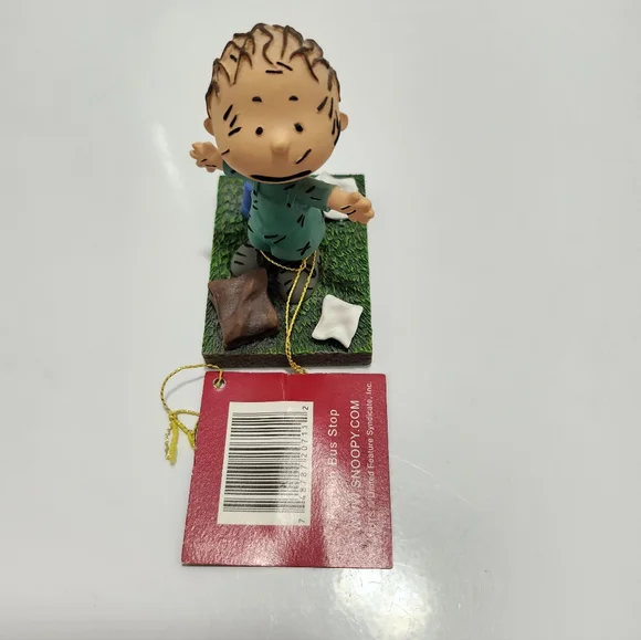 Peanuts PIG PEN "Bus Stop" 3" Mini Statue Westland Giftware #20711 New - Picture 7 of 7